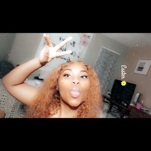 Meet your Posher, Christina